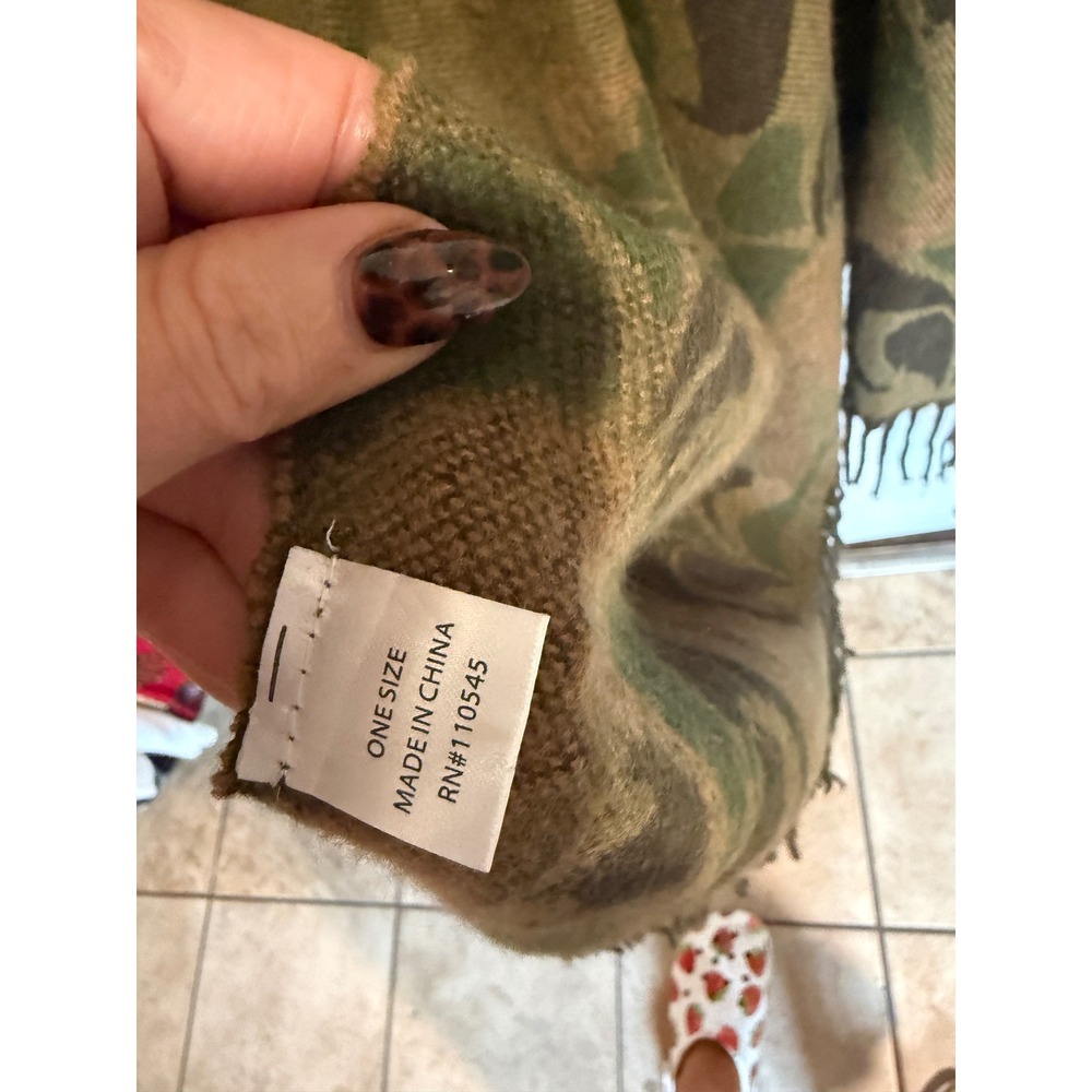 Olive Green Reversible Floral Fringe Cape Open Front Wrap Coat One Size - Picture 3 of 4